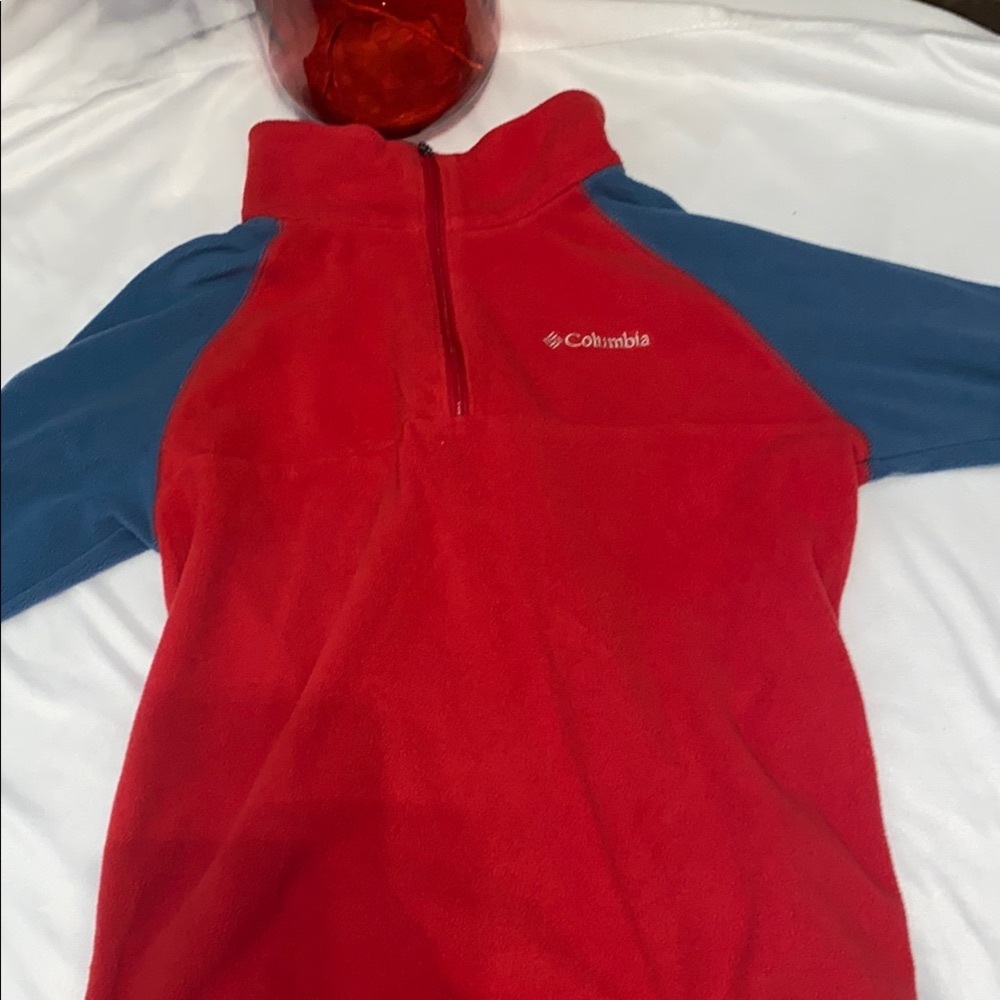 Columbia Two-Tone Red and Blue Pullover/sweater/jacket